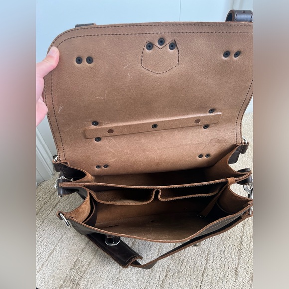 Saddleback Large Classic Leather Briefcase - Picture 5 of 9